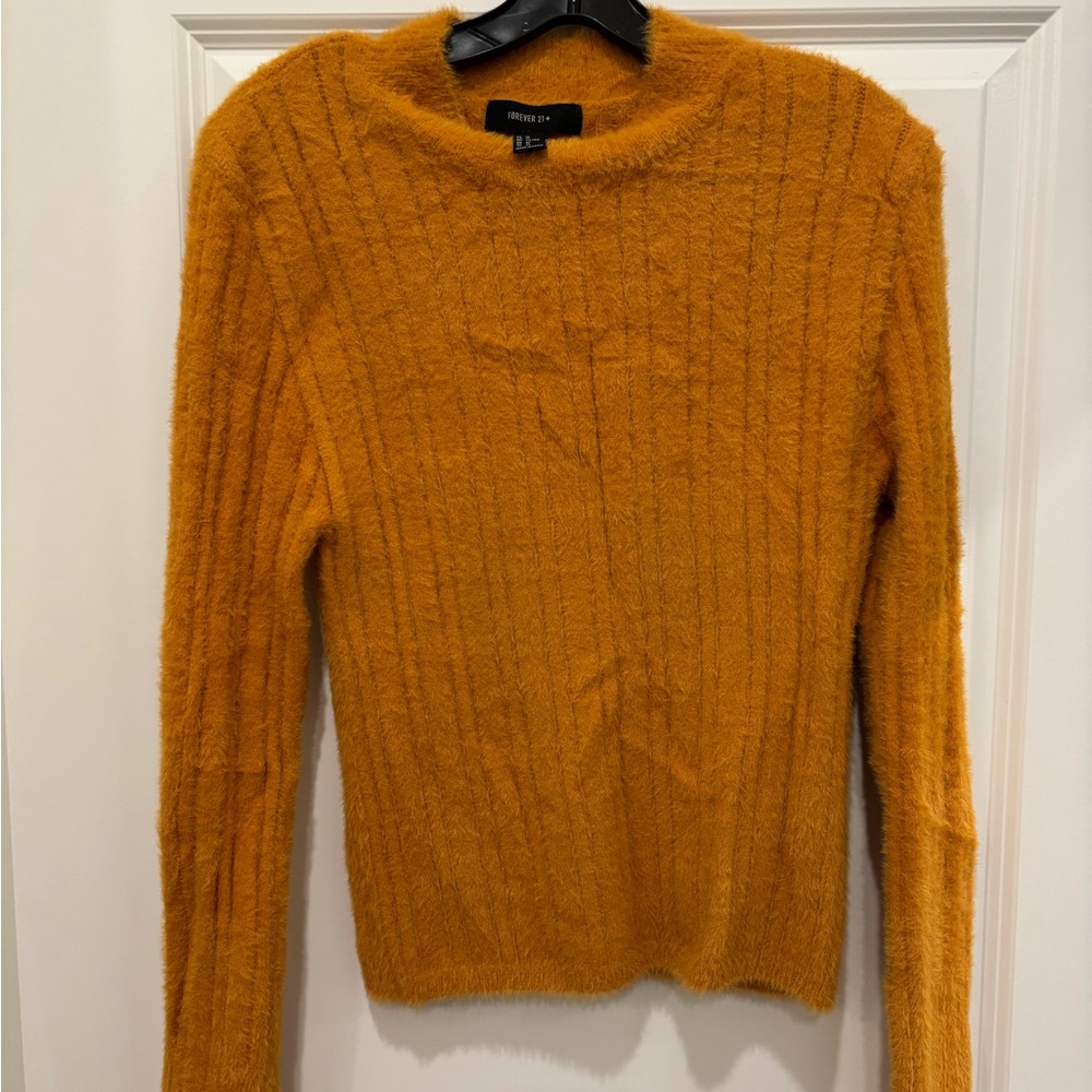 Forever 21 Women's Mustard Crew Neck Sweater